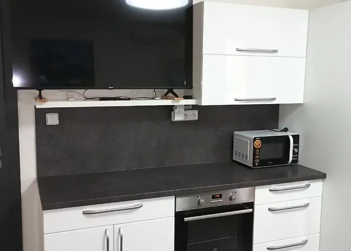 3 Bedroom Apartment, Playground, Bounce Mat Jump Ring