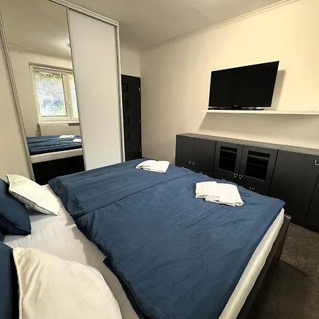 Апартаменты 3 Bedroom Apartment, Playground, Bounce Mat Jump Ring *