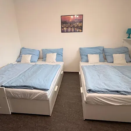 Апартаменты 3 Bedroom Apartment, Playground, Bounce Mat Jump Ring Острава