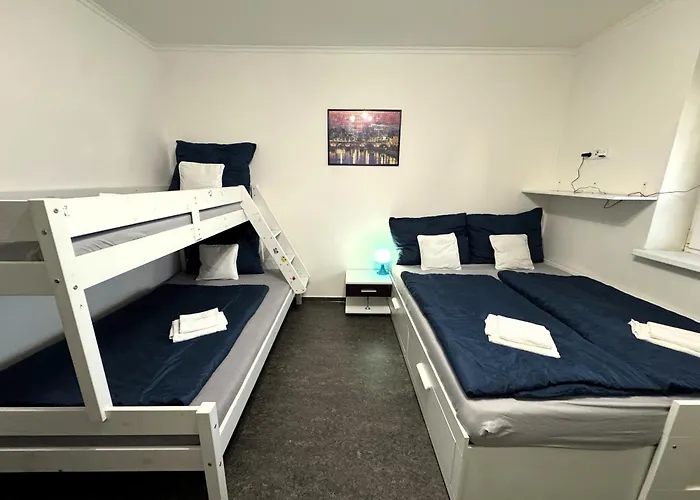 3 Bedroom Apartment, Playground, Bounce Mat Jump Ring Διαμέρισμα Οστράβα
